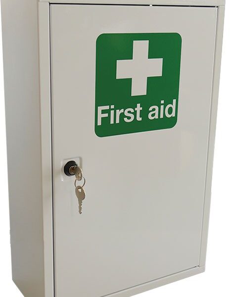 BS8599-1:2019 LARGE FIRST AID KIT IN FIR